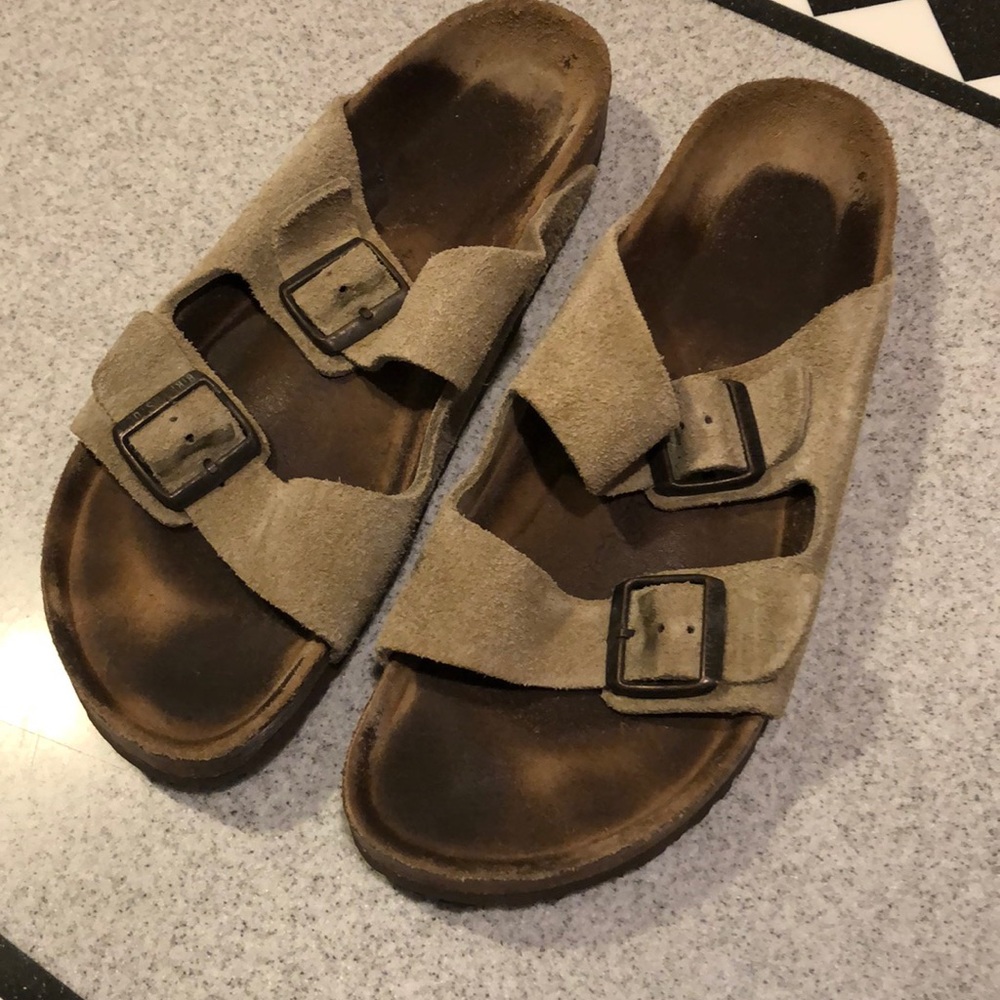 Tan Suede Birkenstock’s